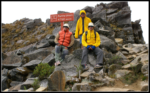 nejvy-bod-treku-santa-cruz-je-v-prsmyku-union-co-je-jen-o-60-m-n-ne-je-vrchol-mont-blancu-v-evrop 13721359435 o